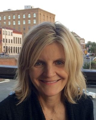 Christine Nelson-Voigt profile image
